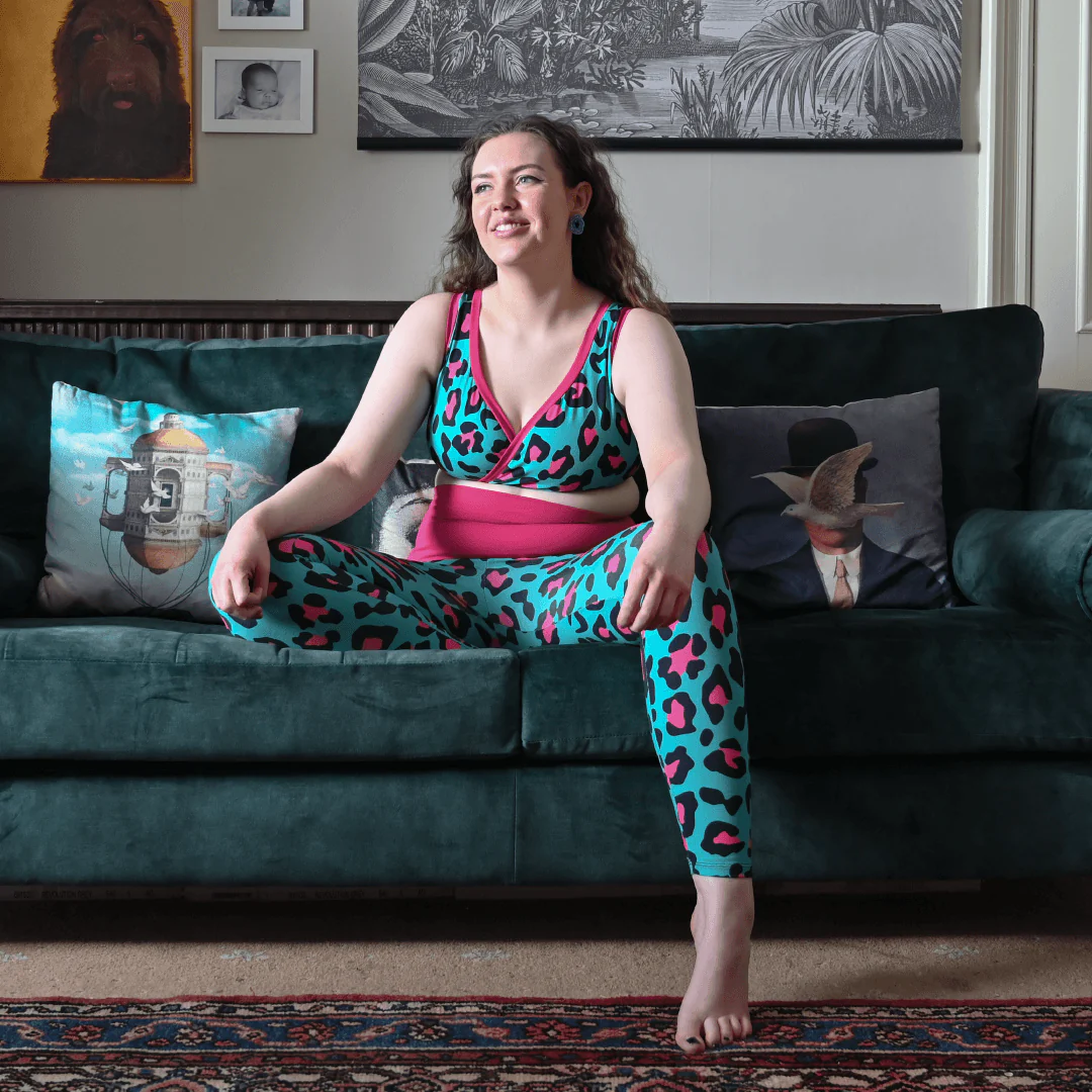 High Waist Organic Cotton Leggings - Hot Leopard - Image 5